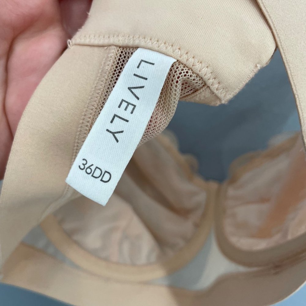 LIVELY cream/nude lace convertible bra size 36DD - Picture 4 of 6